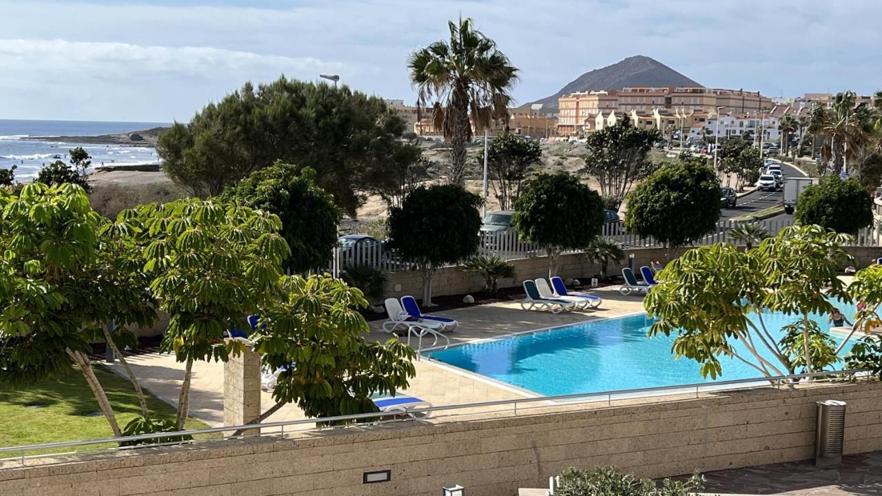 Los Martines Beachfront Ocean View El Medano  Exterior photo